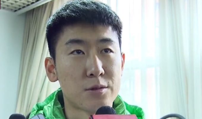 帅气成年裸男裸露屁股照片